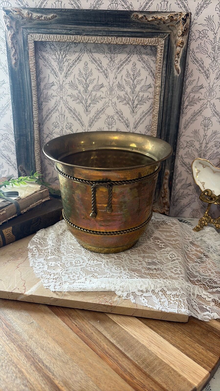 Brass cachepot