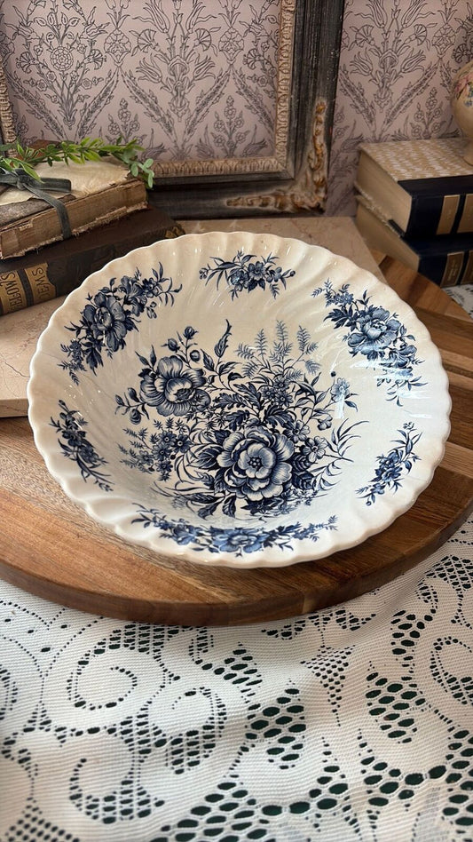 Beacon Hill, Staffordshire, England, blue and white floral bowl