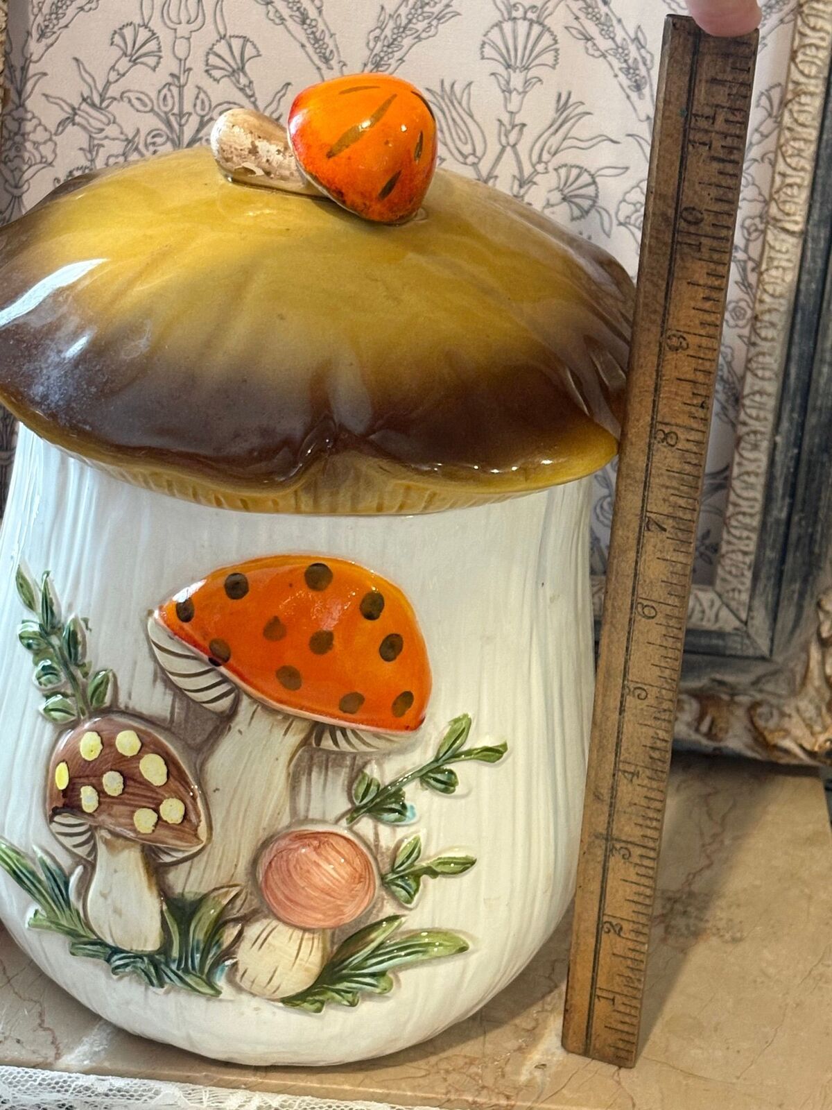 Vintage Sears Roebuck & Co. Vintage 1978 Merry Mushroom Large 11” Canister READ