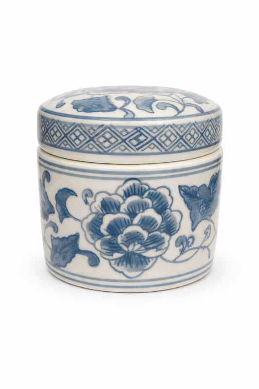 Vintage Blue & White Floral Ginger Jar with Lid – Chinoiserie Porcelain Storage Jar