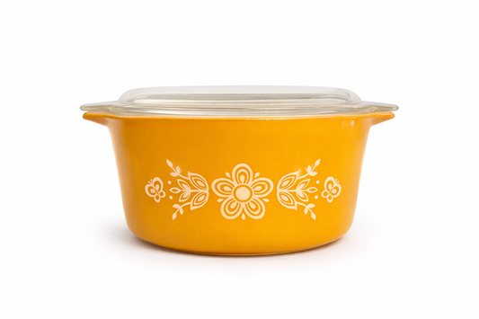 Vintage Pyrex Small Butterfly Gold Casserole Dish with Lid – Retro 402 Floral Pattern – Collectible Bakeware