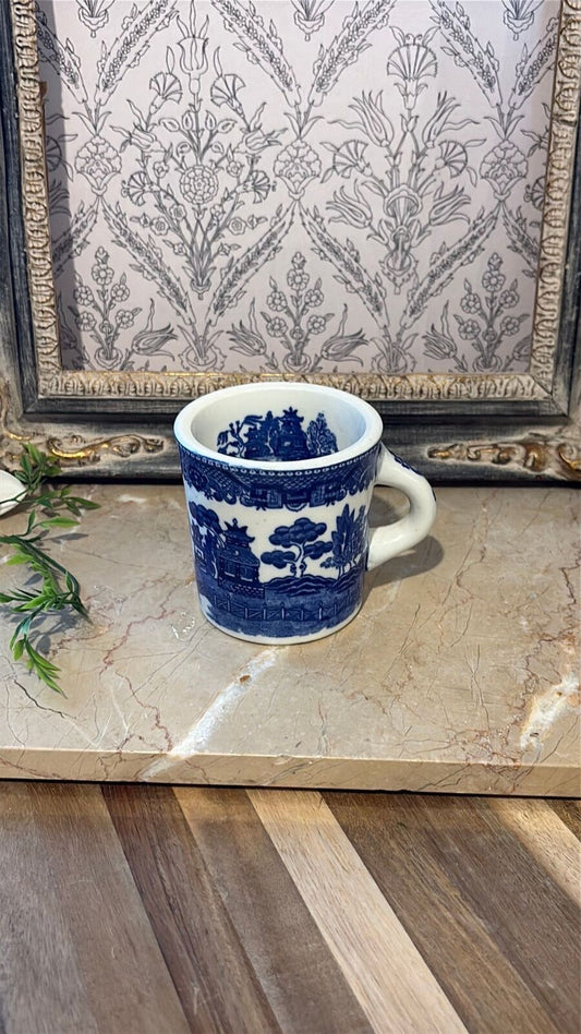 Blue Willow chunky mug