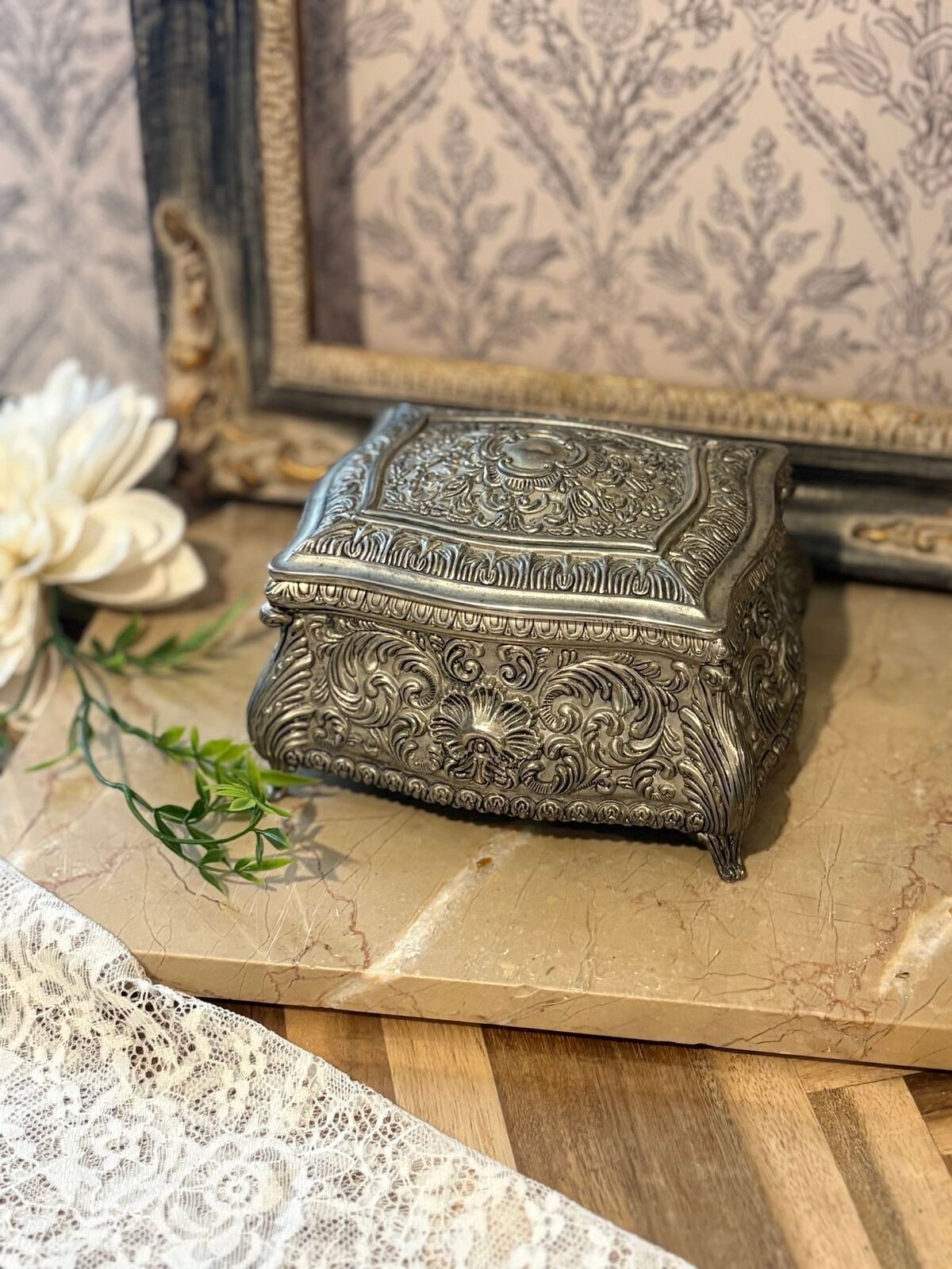 Large Silver blue velvet lined Jewelry Casket(inner lining not fully attached)